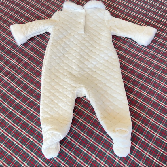 Nicole Miller 3-6 Mo Set of 2 Fancy Quilted Winter Holiday Sleepers with Bows - Picture 6 of 16